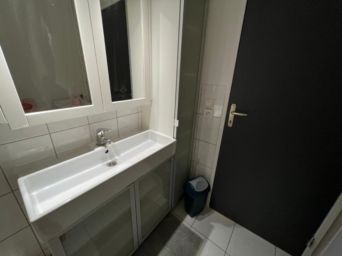 Mon Palmier Grand Appartement Parking Un-Sejour-A-Part Metz Exterior photo