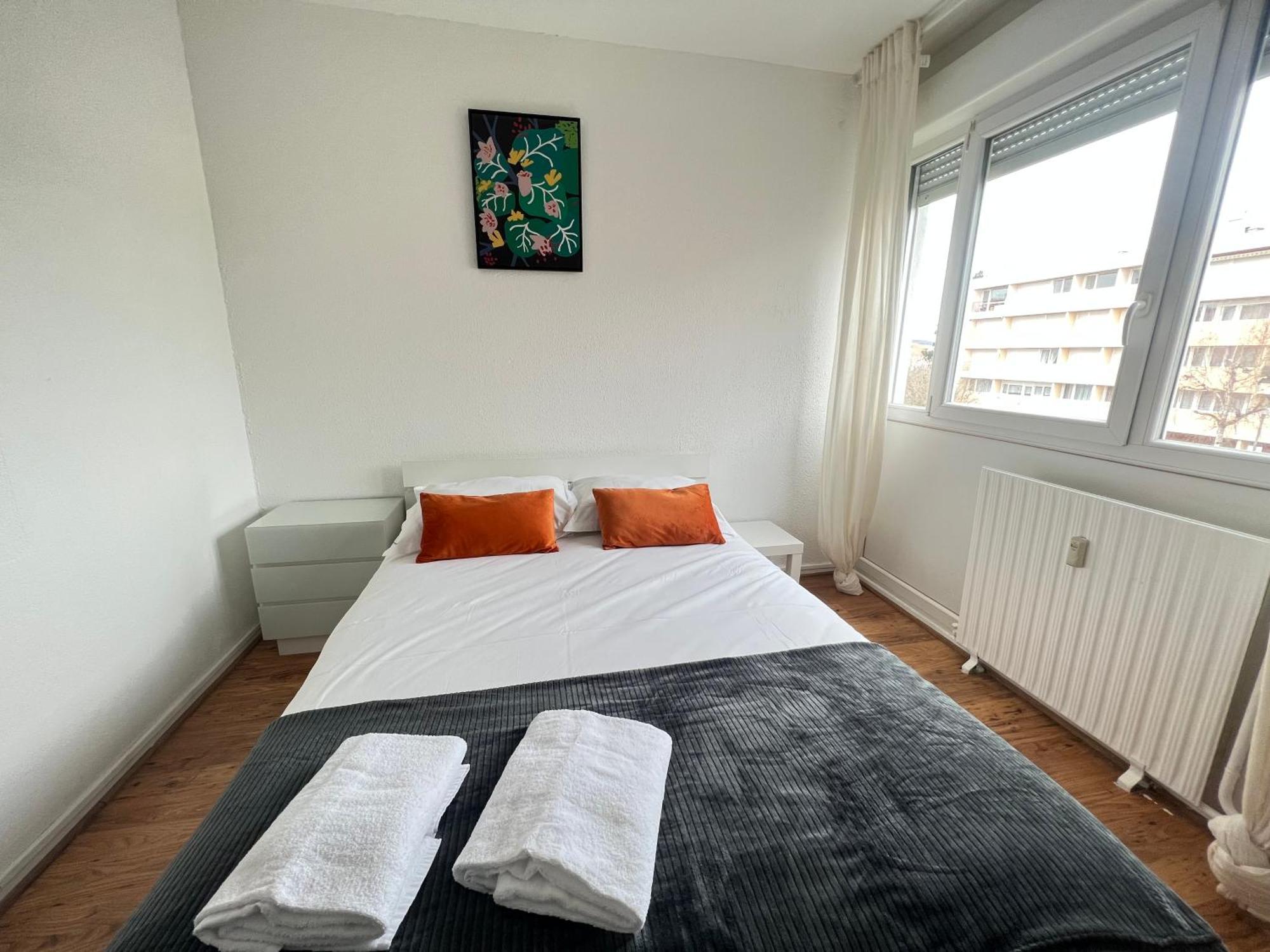 Mon Palmier Grand Appartement Parking Un-Sejour-A-Part Metz Exterior photo